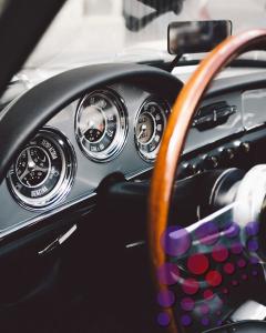 عرض بيع السيارات في الشارقة