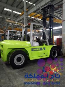 فوركلفت للإيجار في الدمام