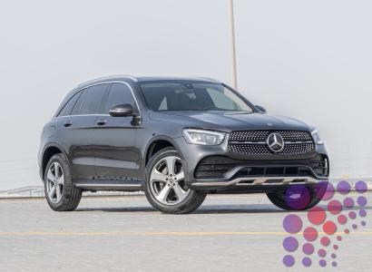 MERCEDES-GLC300 2021